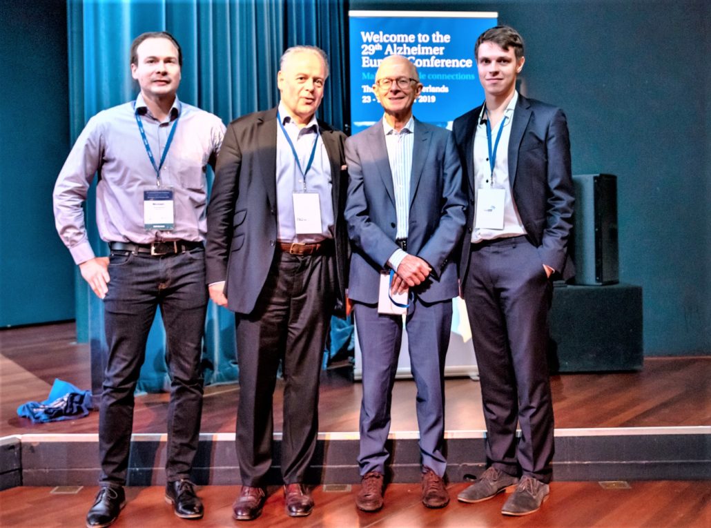 Das digiDEM Bayern-Team mit Prof. Henry Brodaty: Michael Reichold MSc., Prof. Dr. med. Peter Kolominsky-Rabas, Prof. Henry Brodaty, Nikolas Dietzel MSc. (v.l.)