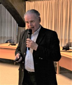 Prof. Dr. med. Peter Kolominsky-Rabas,,Leiter des Interdisziplinären Zentrums für Health Technology Assessment und Public Heath der Friedrich-Alexander-Universität Erlangen-Nürnberg