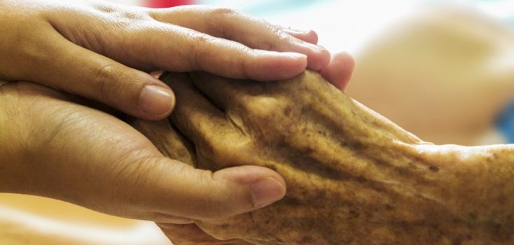 Zu selten und oft zu spät: Palliativversorgung bei Demenz