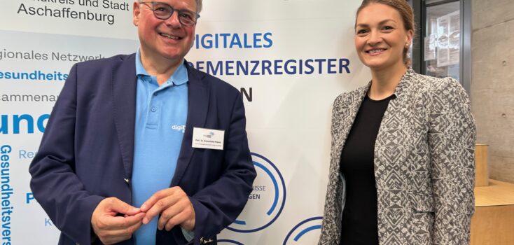 Bayerns Gesundheitsministerin Judith Gerlach beim Demenz-Screeningtag in Hösbach
