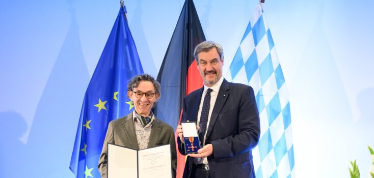 Bundesverdienstkreuz am Bande für Prof. Dr. med. Elmar Gräßel 