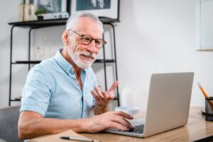 Wenn digitale Angebote in der Pflege wirksam sind
