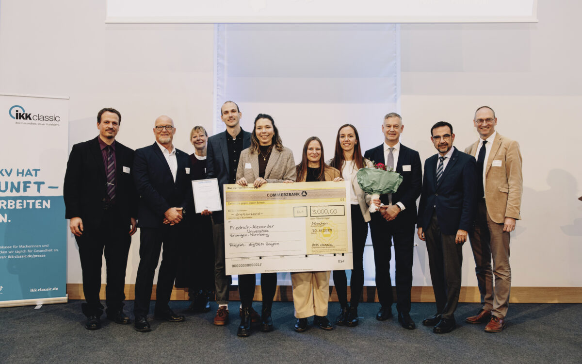 Der IKK classic Gesundheits- und Pflegestern würdigt innovative und herausragende Projekte, die mithilfe digitaler Technologien die Gesundheitskompetenz von Bürgerinnen und Bürgern in Bayern stärken und einen wichtigen Beitrag zur Pflege- und Gesundheitsversorgung im Freistaat leisten.